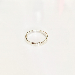 Zilveren bewerkte ring