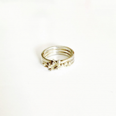 Zilveren bolletjesring