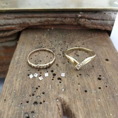 Oude gouden ringen met saffiertjes